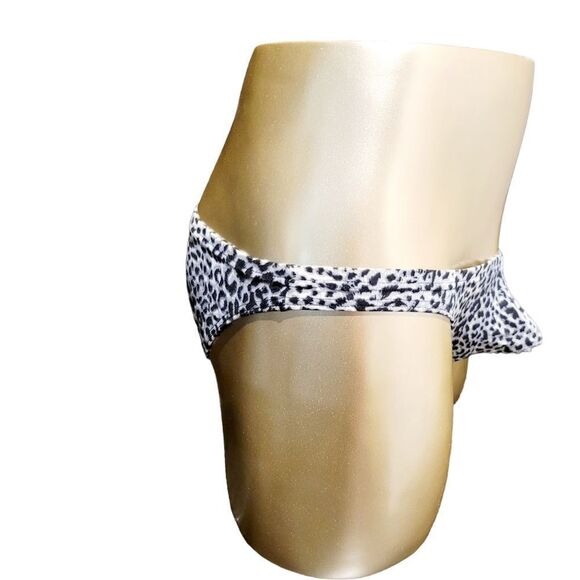 Brand new Black Leopard pattern underwear panties XL - Picture 2 of 4